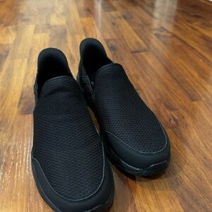 Men's Black Skechers hands free Slip-On Shoes swift fit memory foam shoes